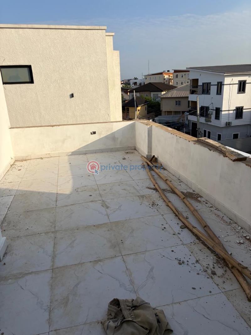 4 bedroom Detached Duplex For Sale Gbagada Lagos - 10