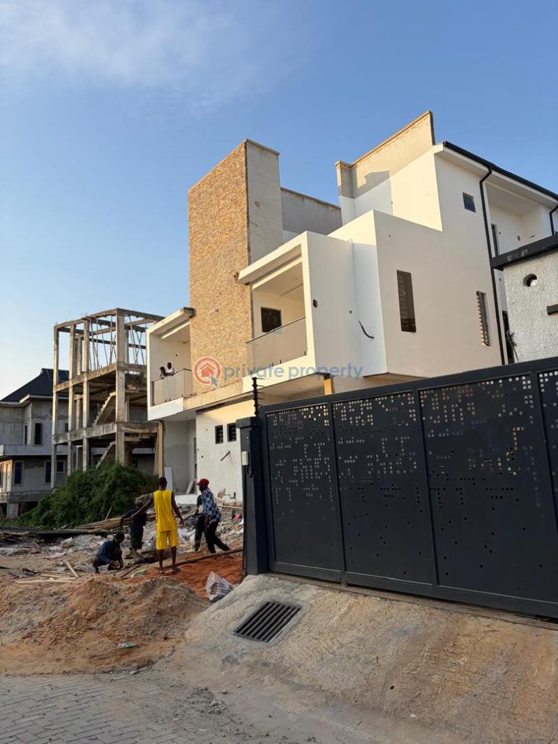 4 bedroom Detached Duplex For Sale Gbagada Lagos - 3