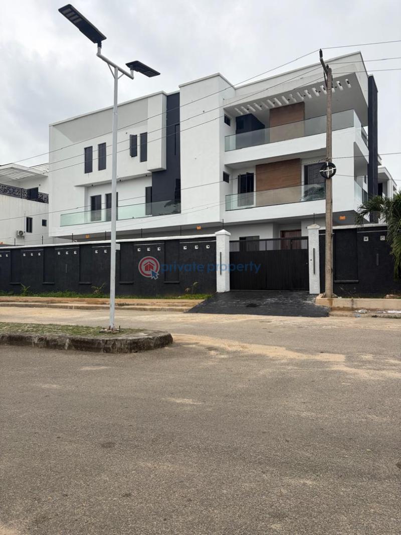 4 bedroom Detached Duplex For Sale . Ogudu GRA Lagos - 0