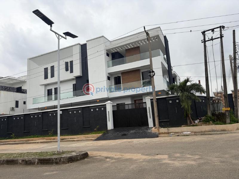 4 bedroom Detached Duplex For Sale . Ogudu GRA Lagos - 1