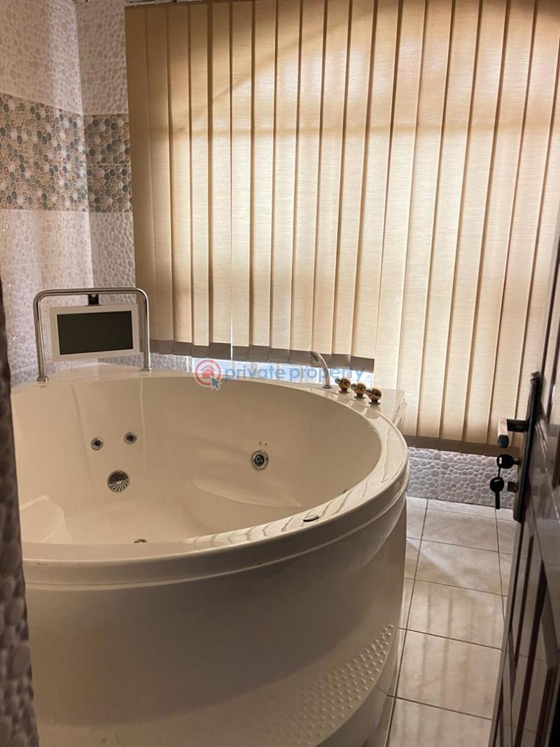 4 bedroom Duplex For Sale Crown Estate Sangotedo Lagos - 3