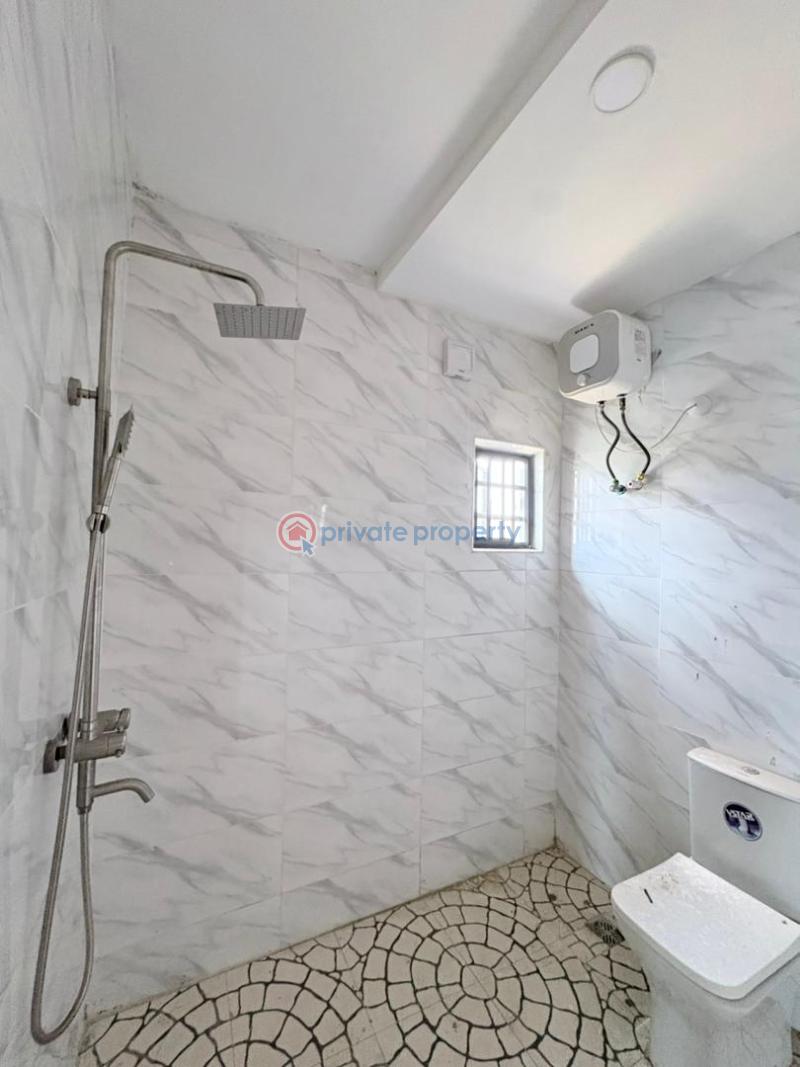 House For Sale Kolapo Ishola Gra, Akobo, Ibadan Ibadan Oyo - 1