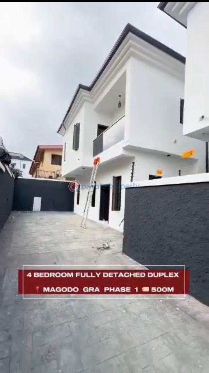 4 bedroom Detached Duplex For Sale Magodo Gra Phase 1 Kosofe/Ikosi Lagos - 0