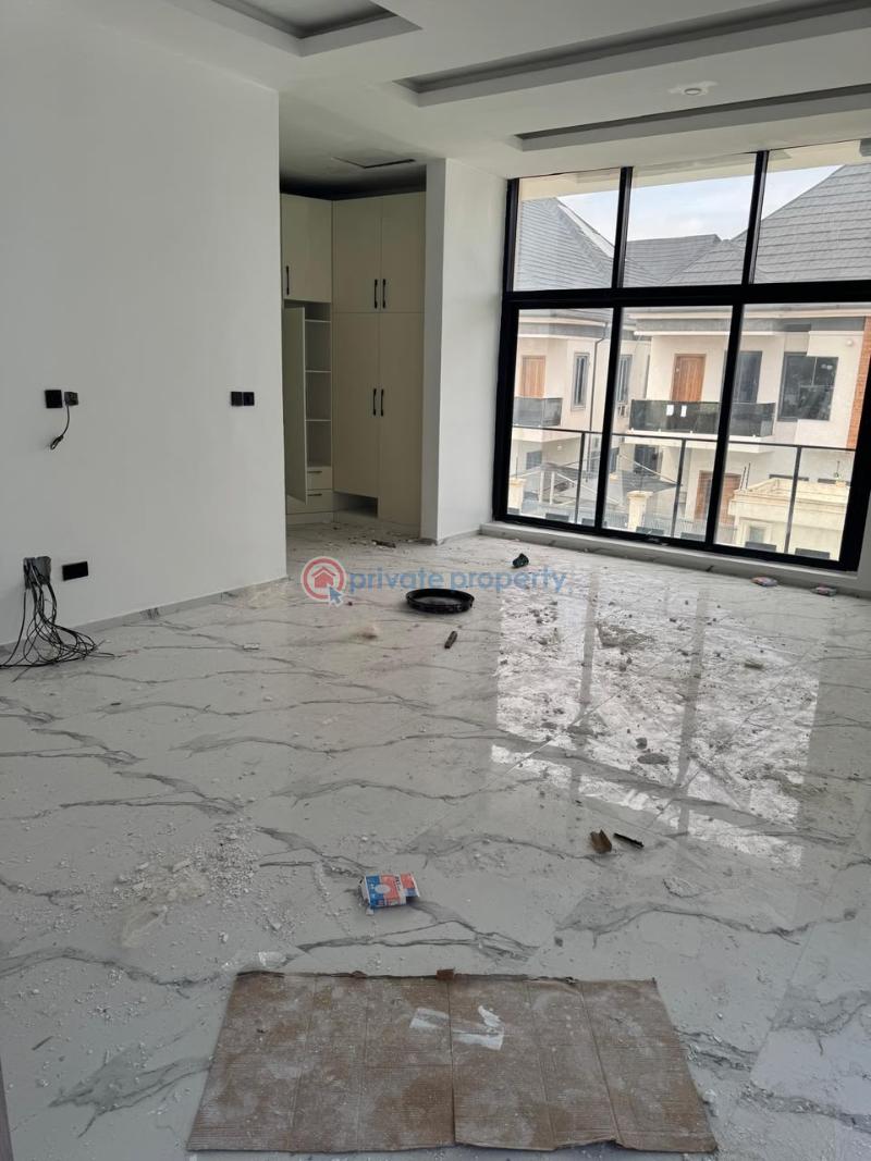 4 bedroom Flat & Apartment For Rent Orchid Road Lekki Expressway Lagos - 1