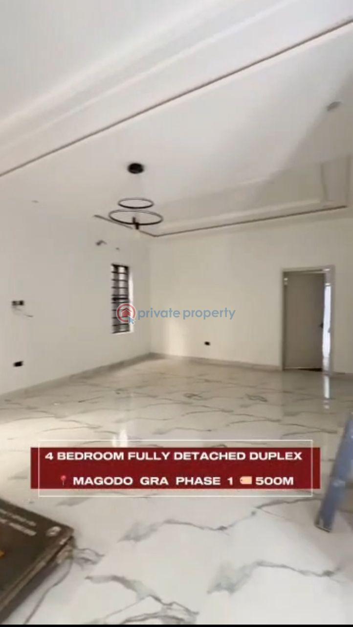 4 bedroom Detached Duplex For Sale Magodo Gra Phase 1 Kosofe/Ikosi Lagos - 1