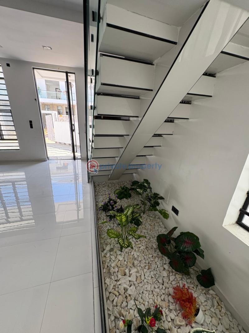 4 bedroom Detached Duplex For Sale Orchid Road Lekki Expressway Lagos - 3