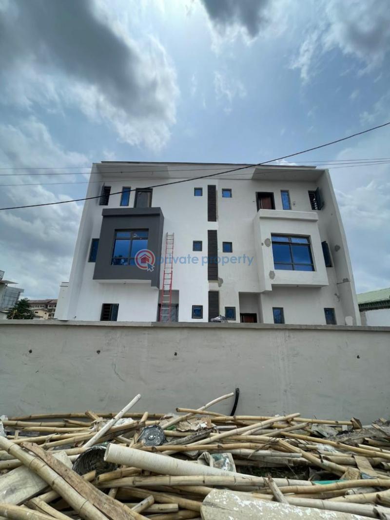 4 bedroom Semi detached Duplex For Sale Opebi Ikeja Lagos - 4