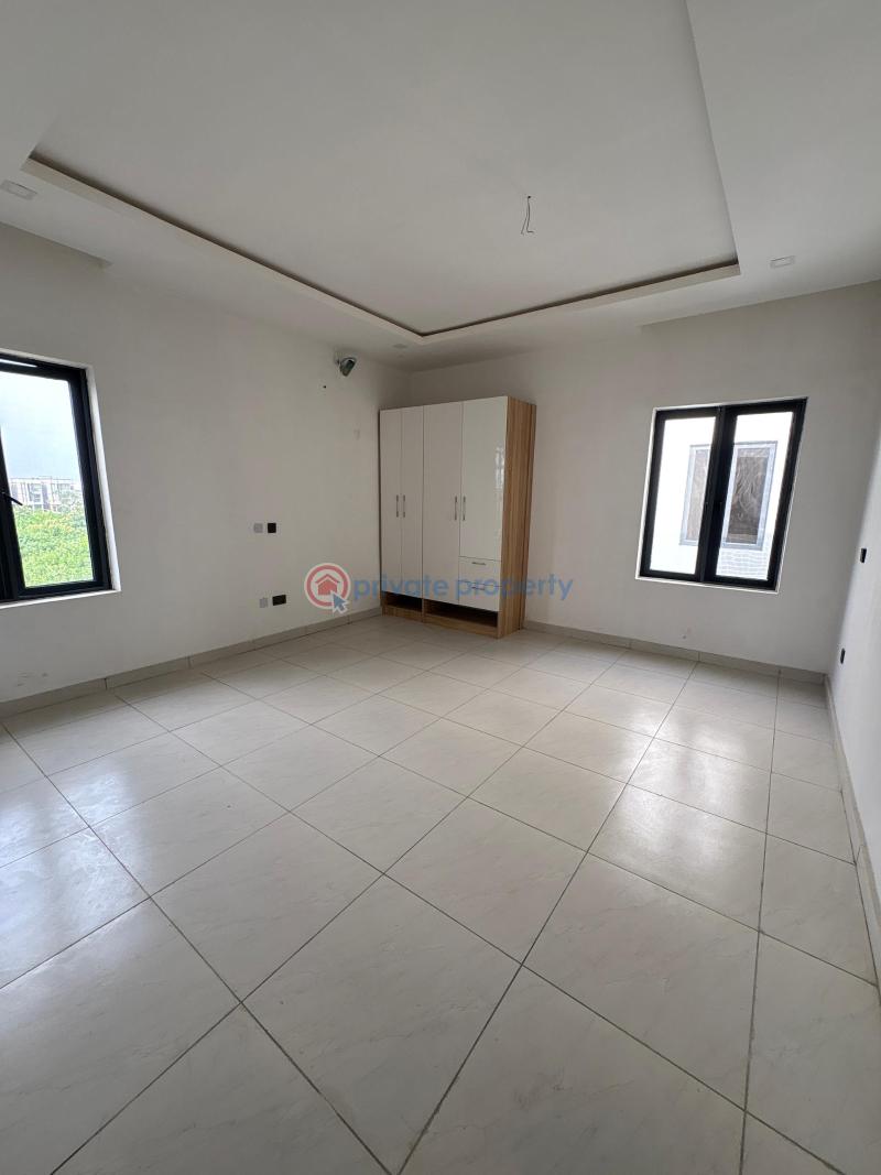 4 bedroom Detached Duplex For Sale Orchid Road Lekki Lekki Expressway Lagos - 3