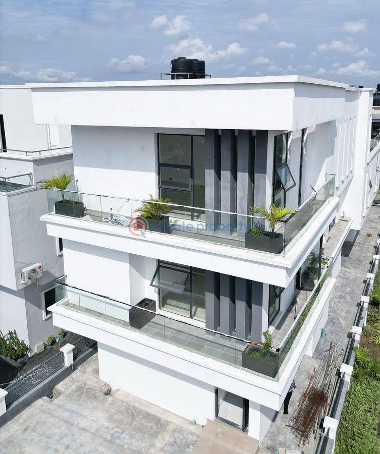 4 bedroom Detached Duplex For Sale Osapa Lekki Lagos - 9
