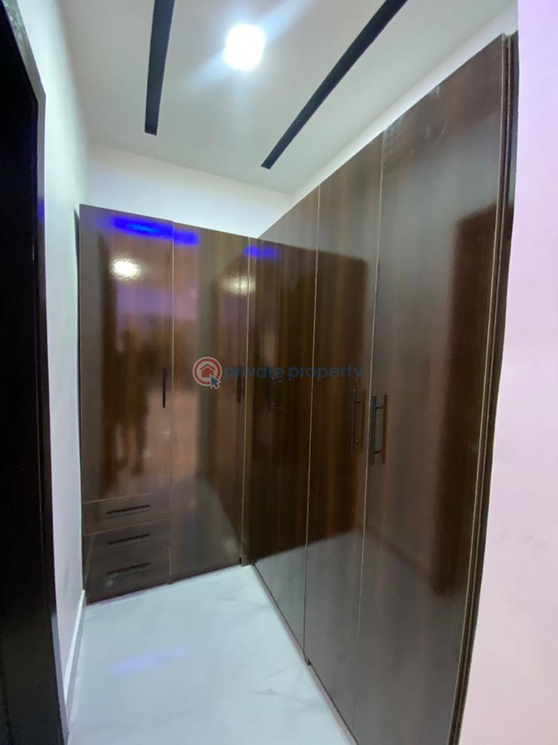 4 bedroom Detached Duplex For Sale Chevron Lekki Lagos Chevron Drive Lekki Lagos - 4