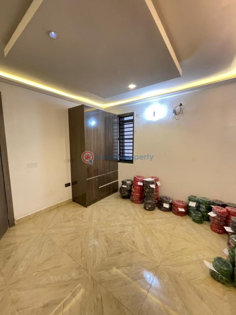 4 bedroom Detached Duplex For Sale Surulere Lagos - 18