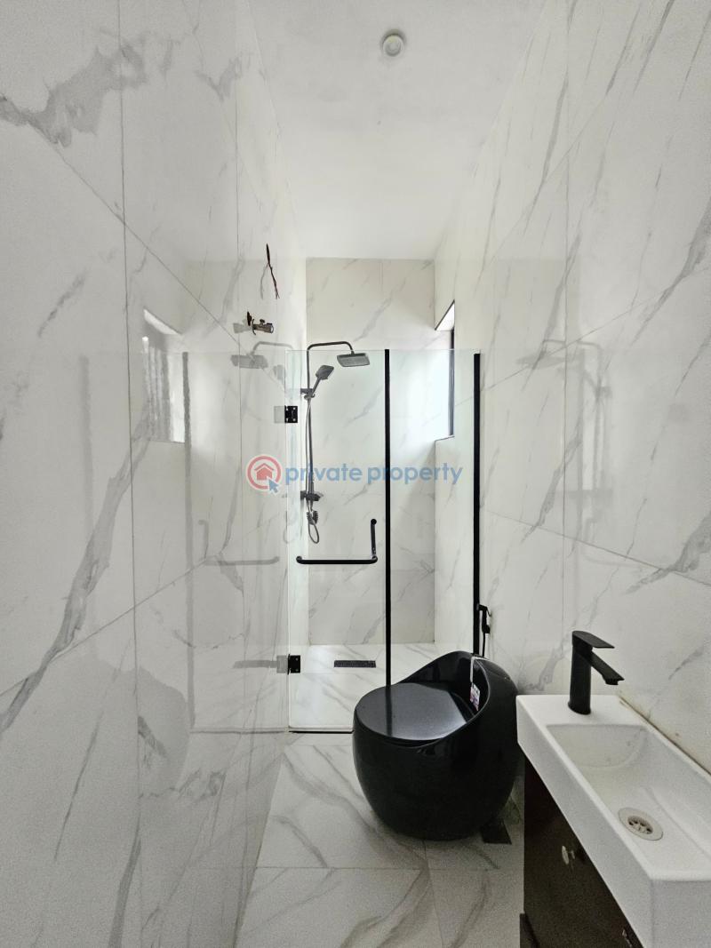 4 bedroom House For Sale Ikota Lekki Lagos - 4