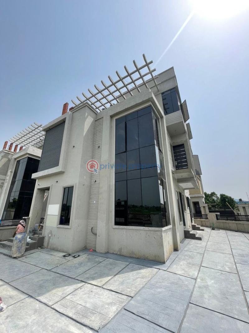 4 bedroom Detached Duplex For Sale Surulere Lagos - 1