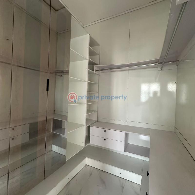 4 bedroom Detached Duplex For Sale Chevron Drive Lekki Lagos - 4