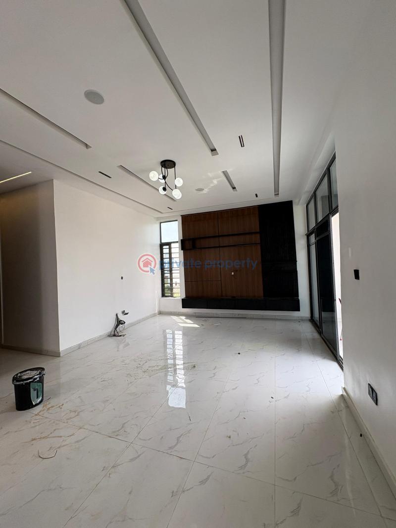 4 bedroom Detached Duplex For Sale Orchid Road Lekki Lekki Expressway Lagos - 3