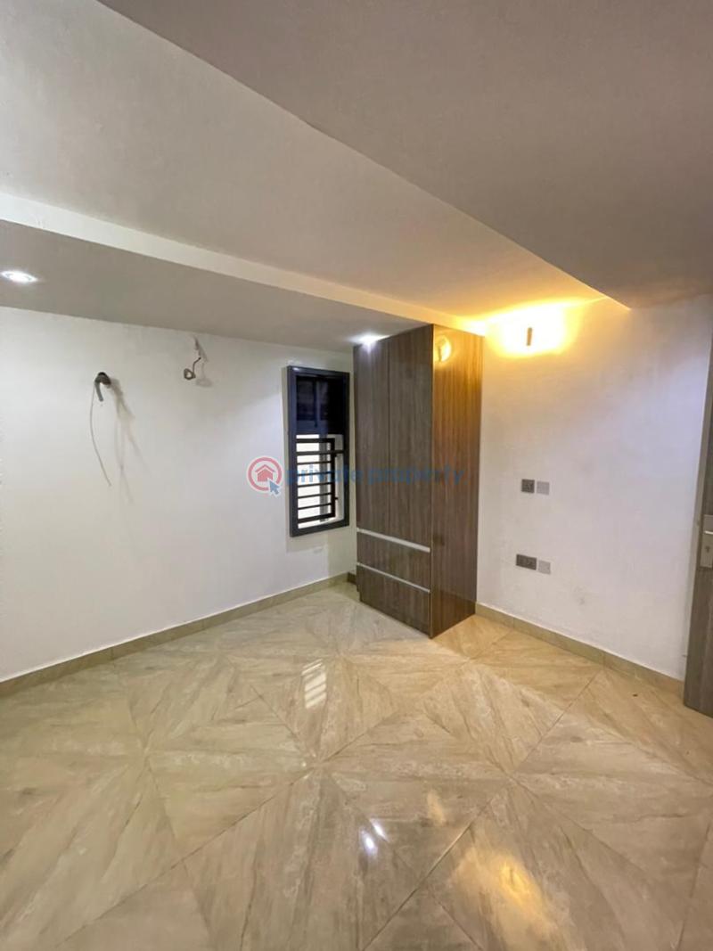 4 bedroom Detached Duplex For Sale Surulere Lagos - 2