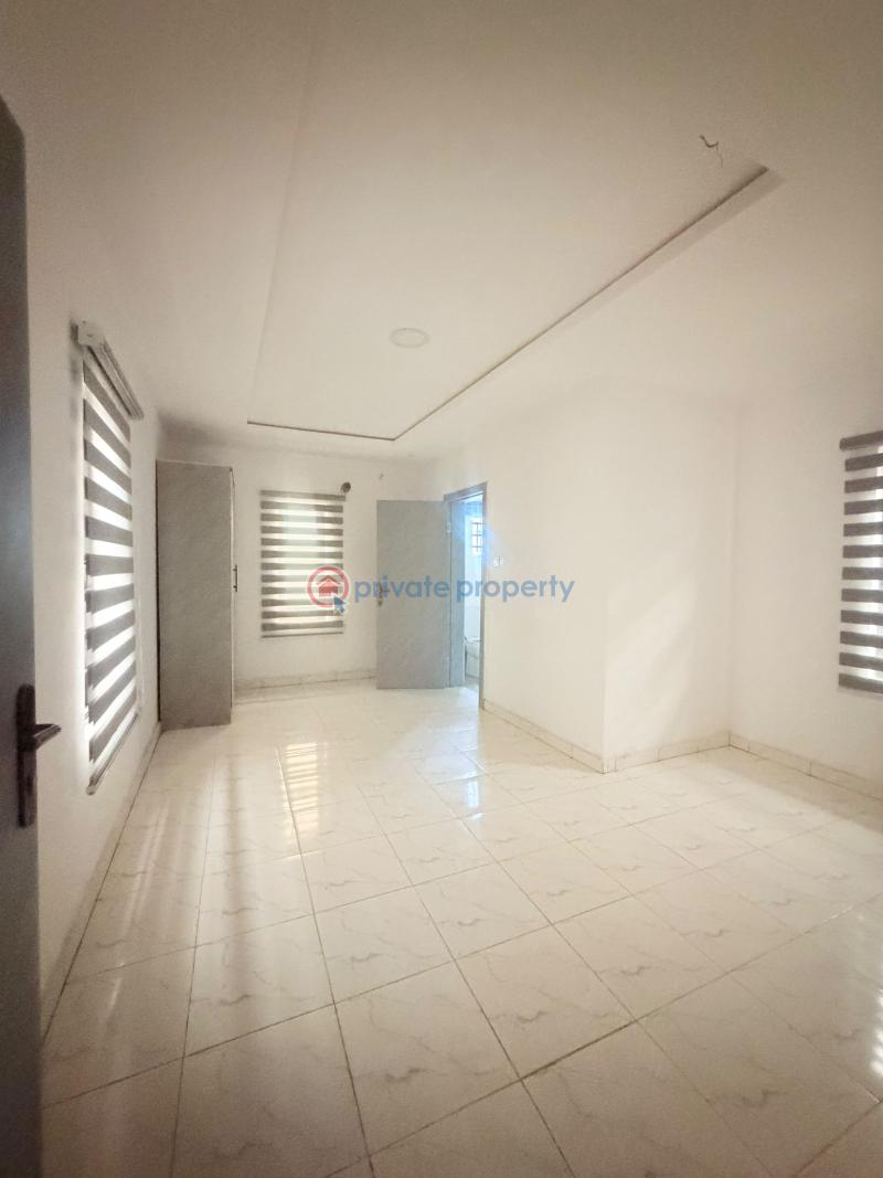 4 bedroom Detached Duplex For Sale Olowora Magodo Phaze 2 Omole Phase 2 Ojodu Lagos - 4