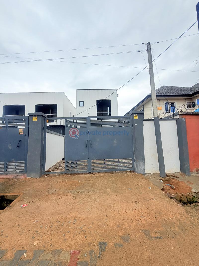 4 bedroom Detached Duplex For Sale Olowora Magodo Phaze 2 Omole Phase 2 Ojodu Lagos - 2