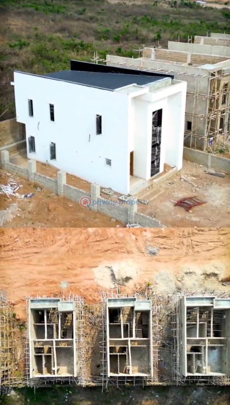 4 bedroom Detached Duplex For Sale Olunde Scheme Academy / Off Lagos Ibadan Express Way / Ibadan Ibadan Oyo - 1