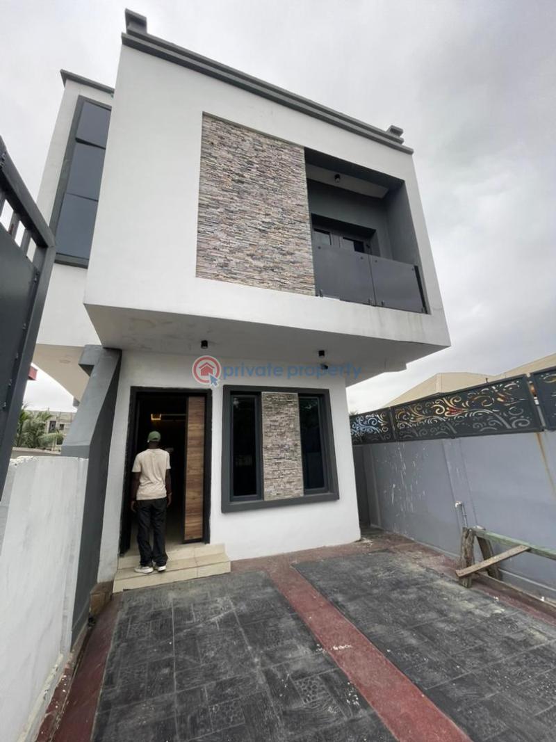 4 bedroom Detached Duplex For Sale Surulere Lagos - 13