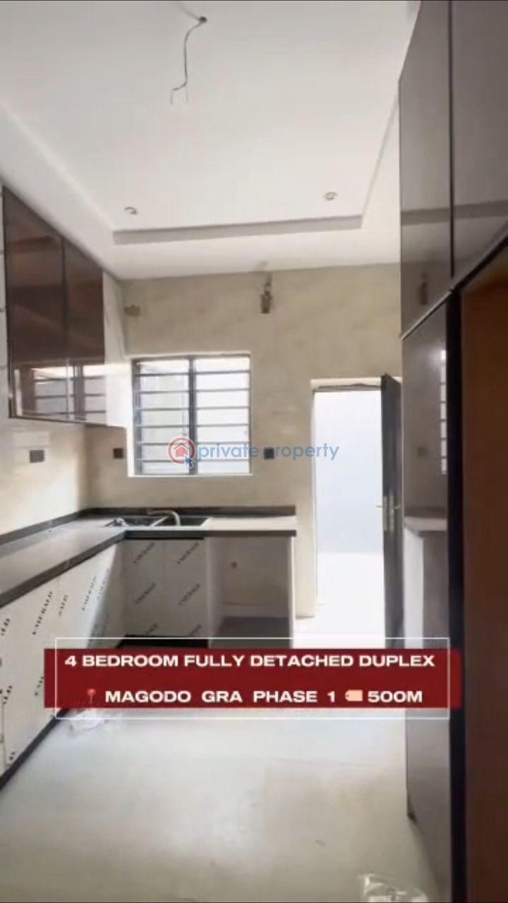 4 bedroom Detached Duplex For Sale Magodo Gra Phase 1 Kosofe/Ikosi Lagos - 2