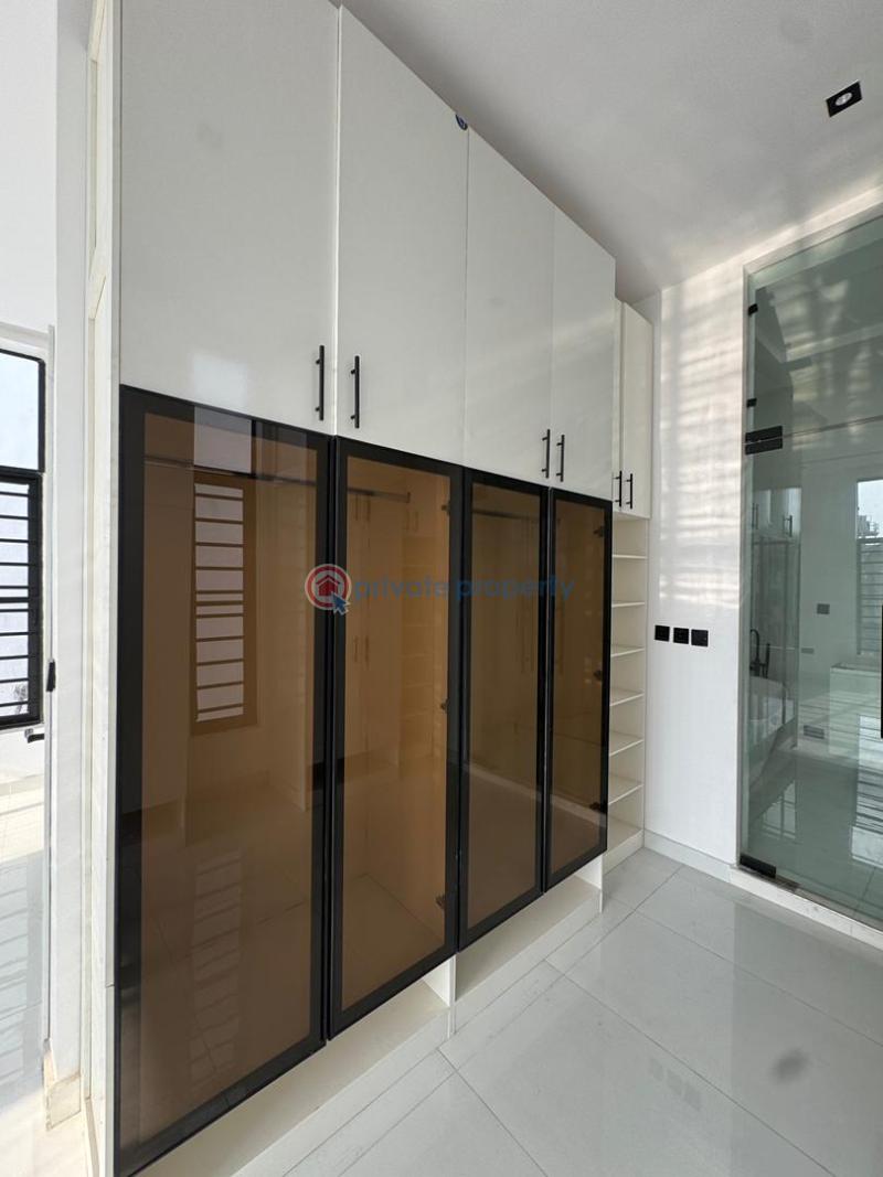4 bedroom Detached Duplex For Sale Sangotedo Lagos - 13