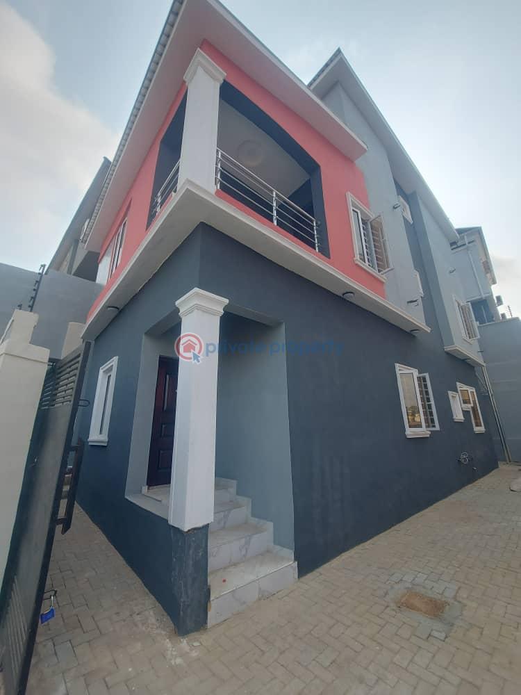 4 bedroom Detached Duplex For Sale Magodo GRA Phase 1 Ojodu Lagos - 0