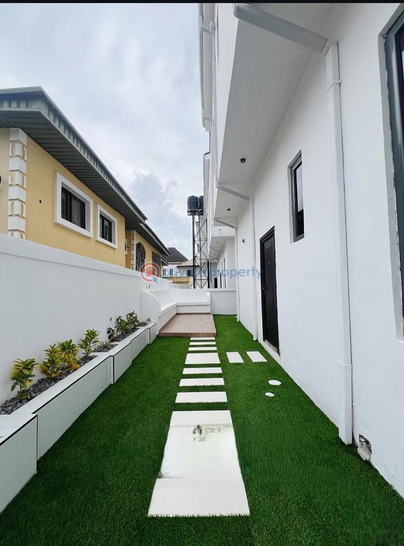 4 bedroom Detached Duplex For Sale Thomas Estate Ajah Lagos - 11