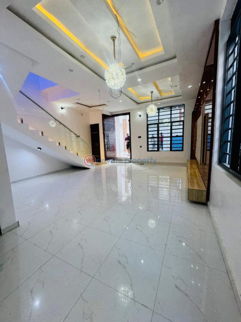 4 bedroom Detached Duplex For Sale Fagba College Road Ikeja Ikeja  Lagos - 4