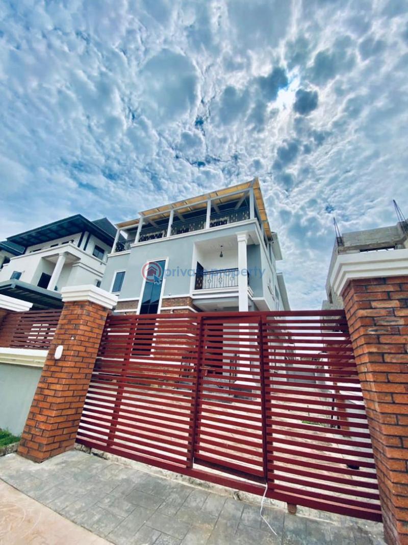 4 bedroom Detached Duplex For Sale Lugbe Abuja Phase 4 