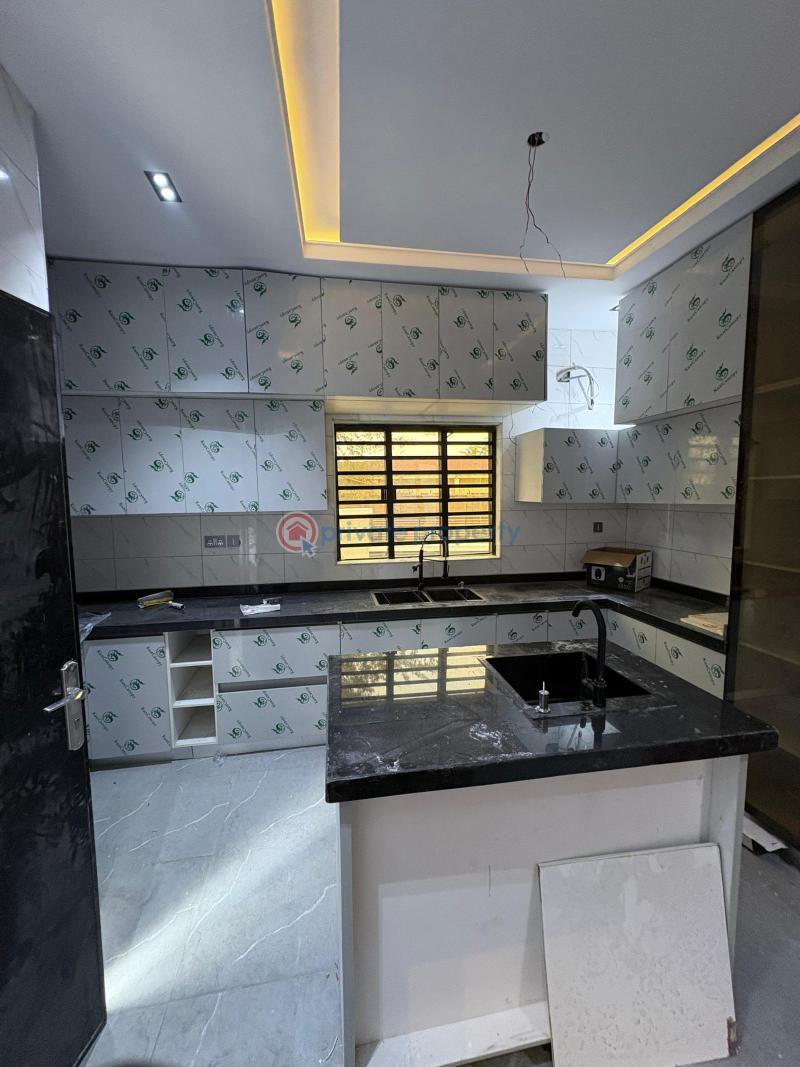 House For Sale Carlton Gate Estate, Beside Kolapo Ishola Gra, Ibadan. Akobo Ibadan Oyo - 2