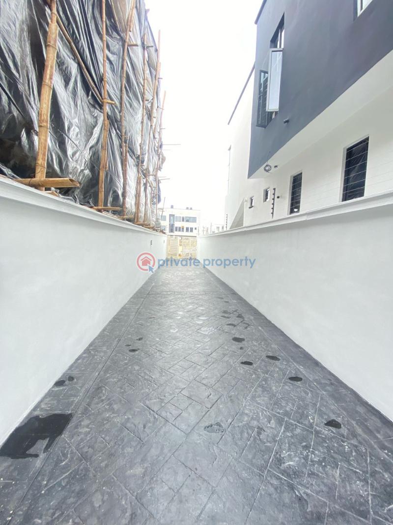 4 bedroom fully detached duplex with bq - 10 4 bedroom Detached Duplex For Sale Chevron Lekki Lagos Chevron Drive Lekki Lagos - 10