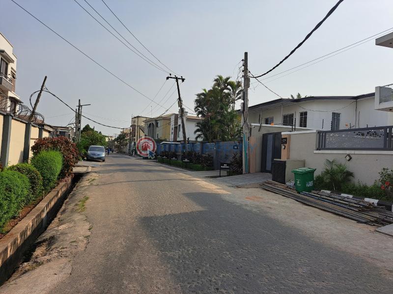 4 bedroom Detached Duplex For Sale Shoninare Estate, Maryland Ikeja Lagos - 3