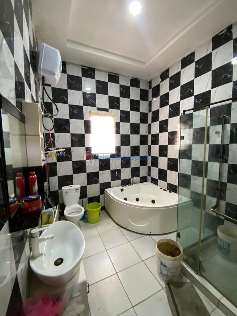 4 bedroom Detached Duplex For Sale Osapa Lekki Lagos - 11