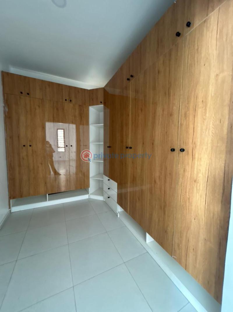 4 bedroom Detached Duplex For Sale Orchid Road Lekki Lekki Phase 1 Lagos - 3