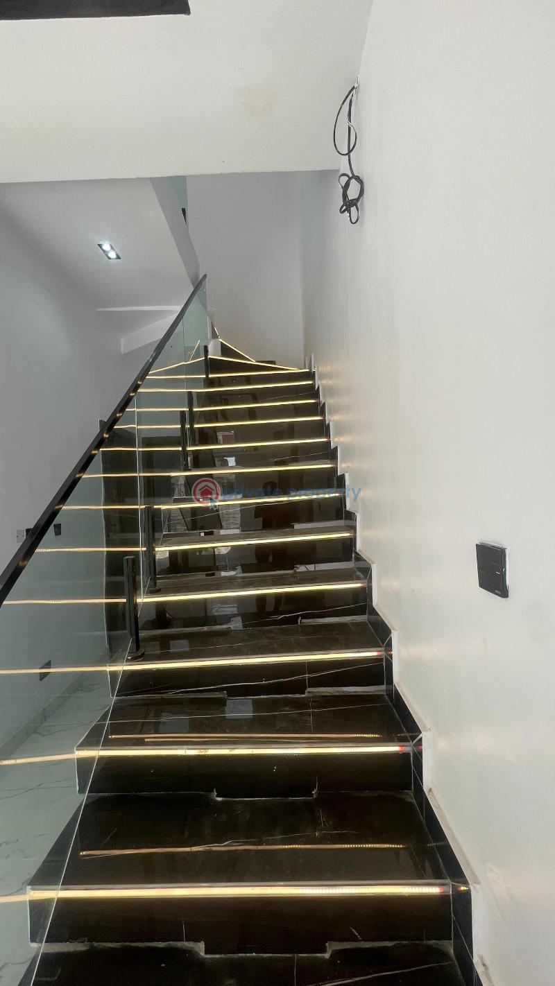 4 bedroom Detached Duplex For Sale Ikota Lekki Lagos - 4