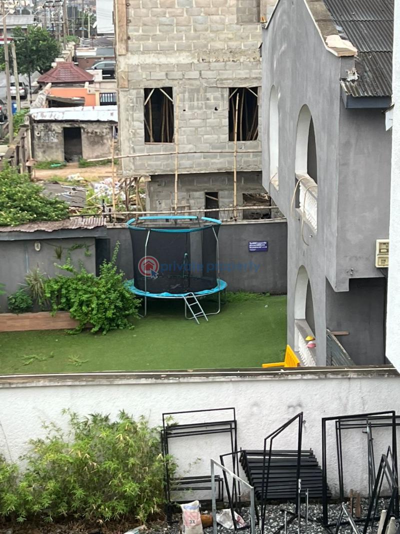 4 bedroom Detached Duplex For Sale Ogudu GRA Lagos - 5