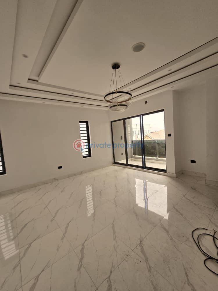 4 bedroom fully detached duplex with study and bq at magodo phase 2 - 9 4 bedroom Detached Duplex For Sale Magodo GRA Phase 2 Kosofe/Ikosi Lagos - 9
