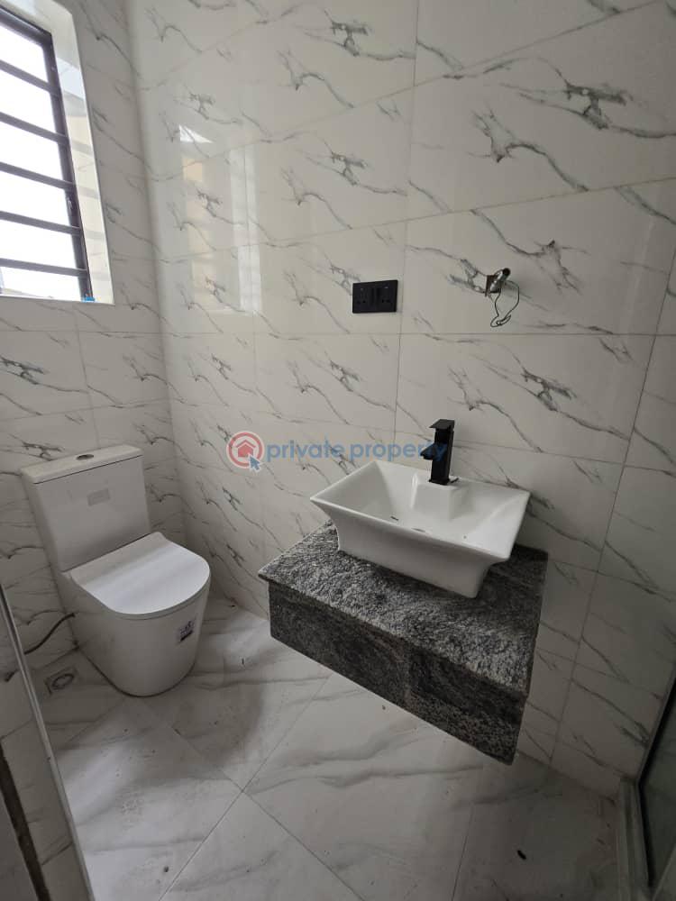 4 bedroom fully detached duplex with study and bq at magodo phase 2 - 13 4 bedroom Detached Duplex For Sale Magodo GRA Phase 2 Kosofe/Ikosi Lagos - 13
