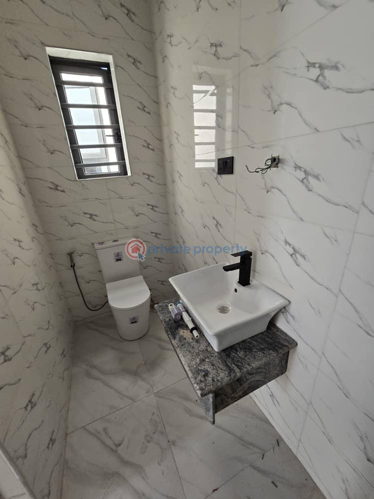 4 bedroom fully detached duplex with study and bq at magodo phase 2 - 5 4 bedroom Detached Duplex For Sale Magodo GRA Phase 2 Kosofe/Ikosi Lagos - 5