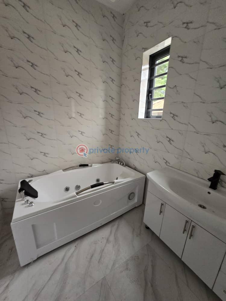 4 bedroom fully detached duplex with study and bq at magodo phase 2 - 10 4 bedroom Detached Duplex For Sale Magodo GRA Phase 2 Kosofe/Ikosi Lagos - 10