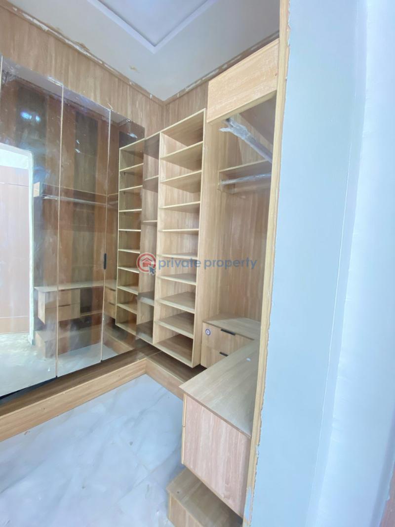 4 bedroom fully detached duplex with swimming pool - 4 4 bedroom Detached Duplex For Sale Chevron Lekki Lagos Chevron Drive Lekki Lagos - 4