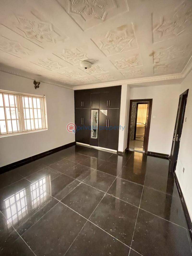 4 bedroom Duplex For Sale Crown Estate Sangotedo Lagos - 2