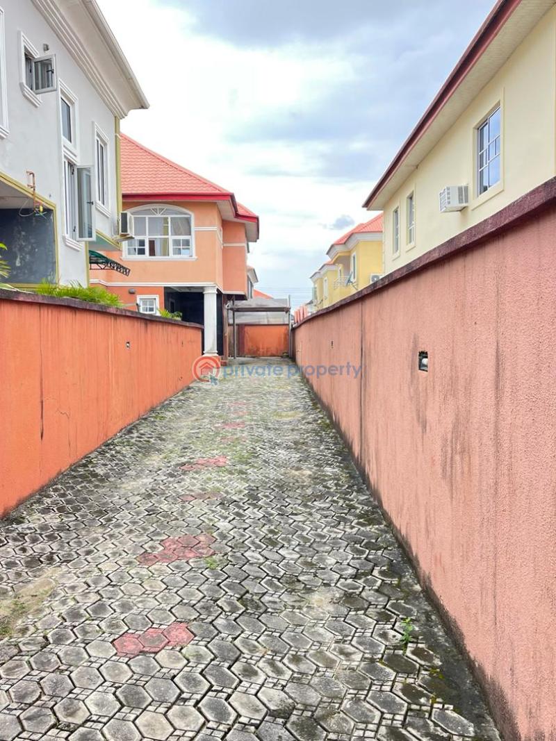 4 bedroom Duplex For Sale Crown Estate Sangotedo Lagos - 7