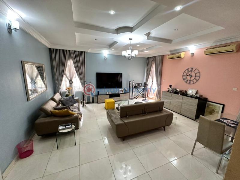 4 bedroom Flat & Apartment For Sale Jakande Lekki Lagos - 5