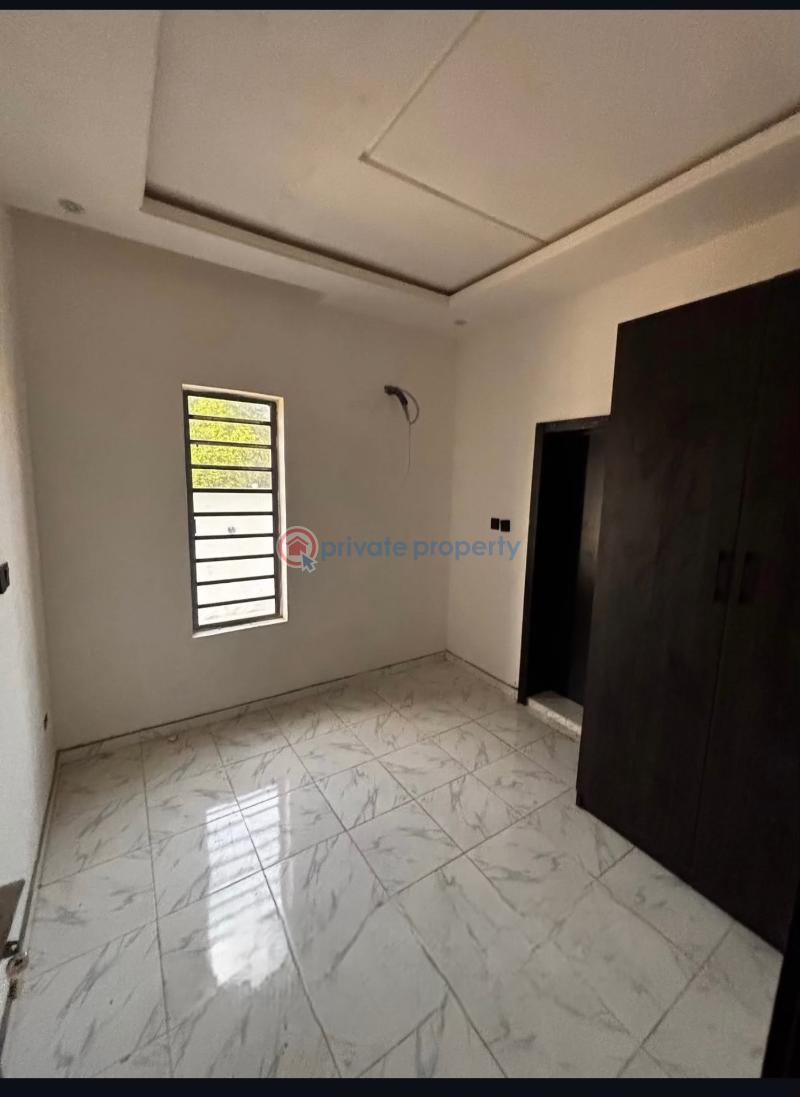 4 bedroom Detached Duplex For Sale Gbagada Phase 1 Lagos - 3