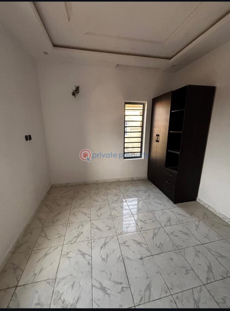 4 bedroom Detached Duplex For Sale Gbagada Phase 1 Lagos - 5
