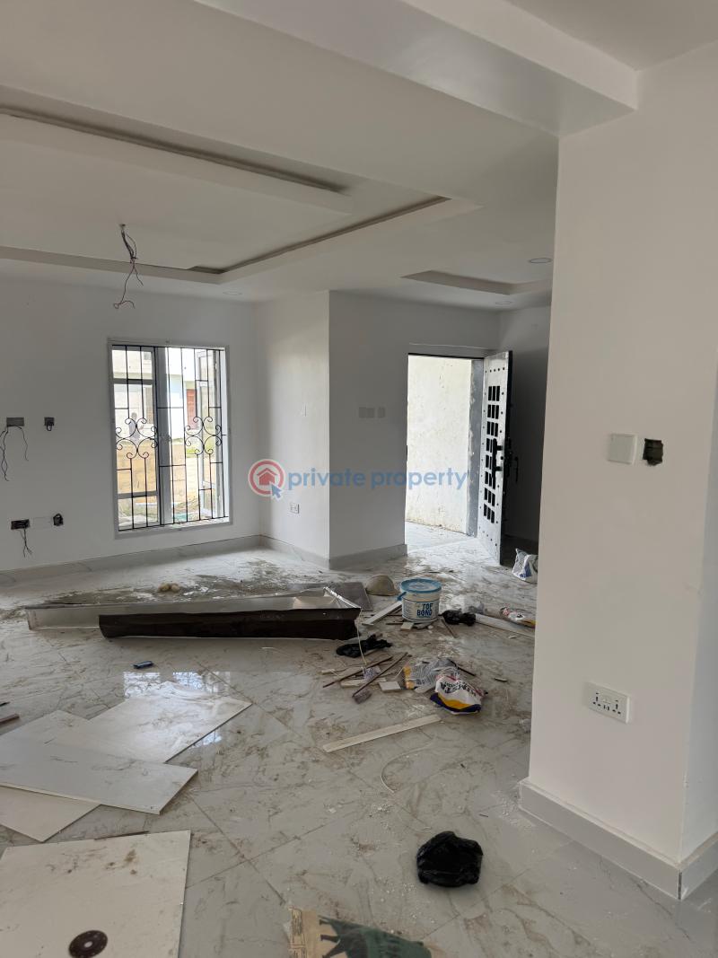 4 bedroom Detached Duplex For Sale Off Giwa Gardens Monastery Road Sangotedo Lagos - 22