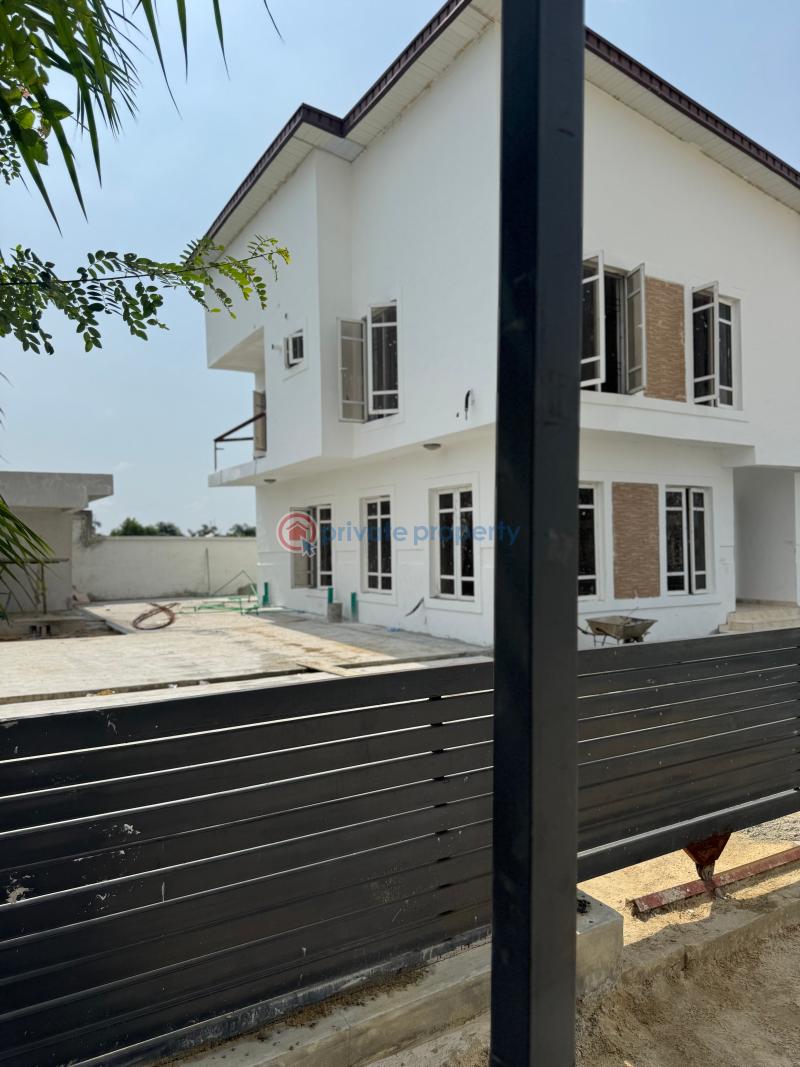 4 bedroom Detached Duplex For Sale Off Giwa Gardens Monastery Road Sangotedo Lagos - 10