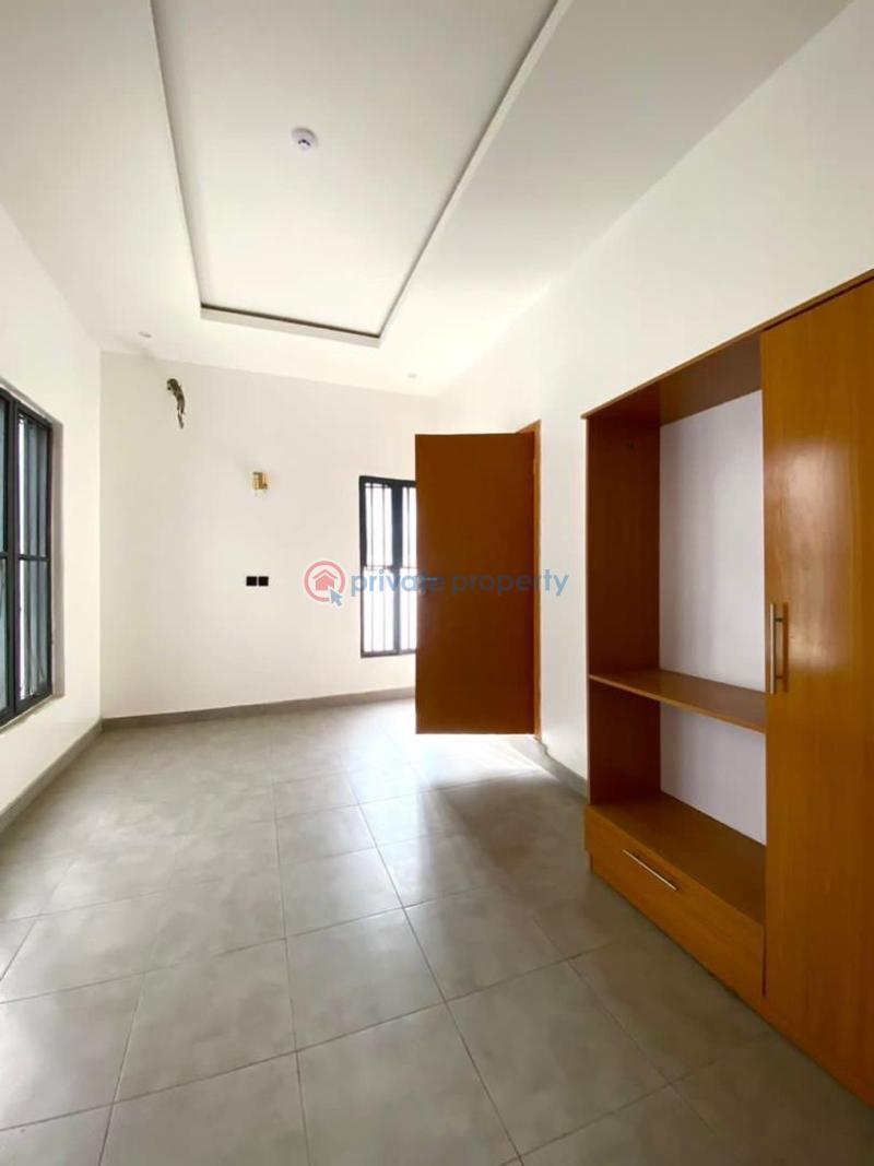 4 bedroom Detached Duplex For Sale Chevron Lekki Chevron Drive Lekki Lagos - 14